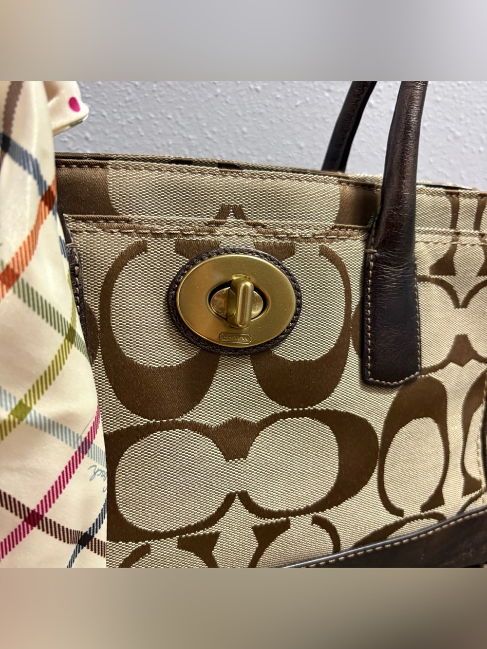 Vintage 2008 Coach Hamptons Madeline Signature Satchel (Style 12463) – Excellent - Picture 4 of 16